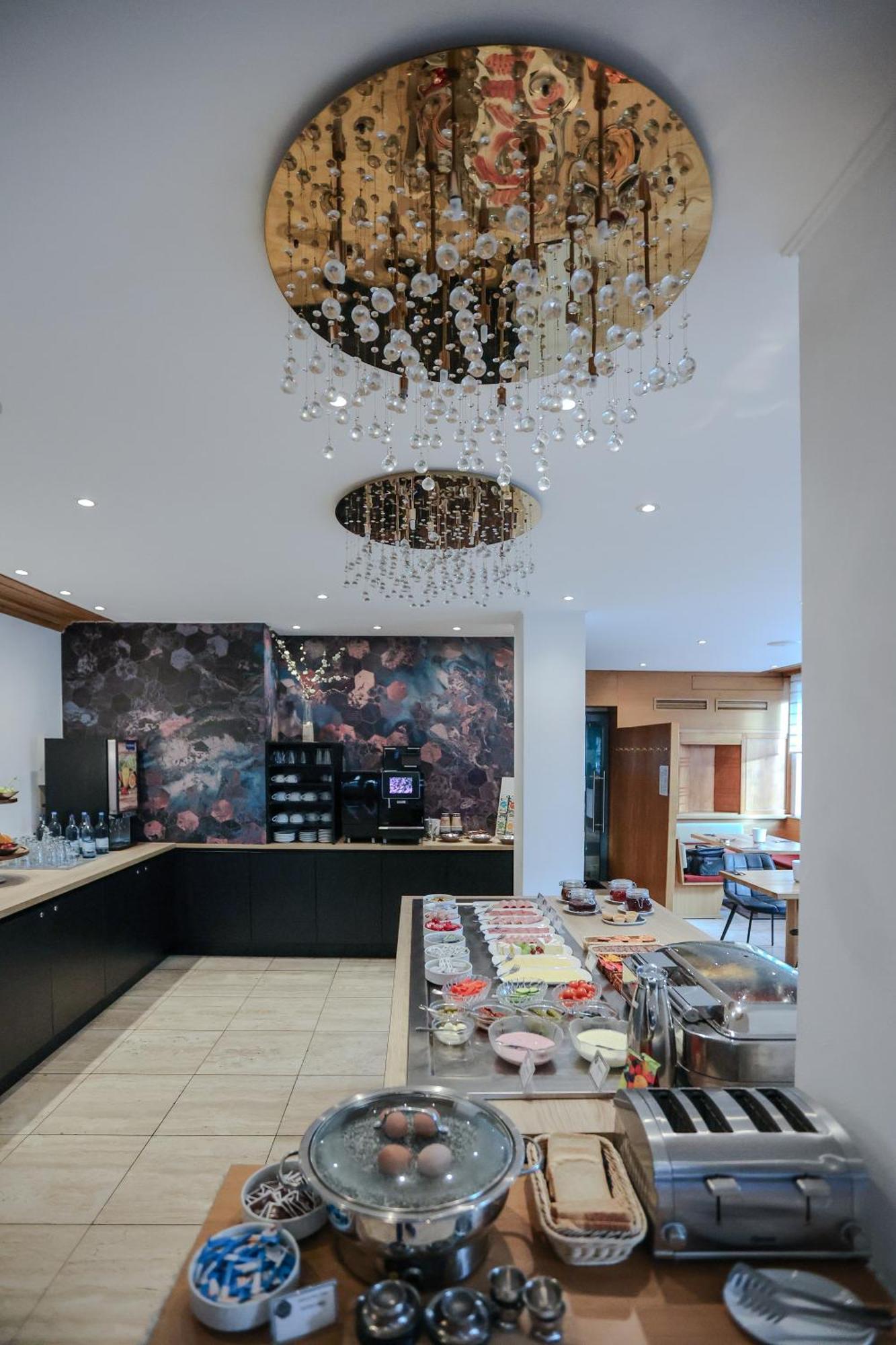 Arthotel Ana Flair Nördlingen Exterior foto